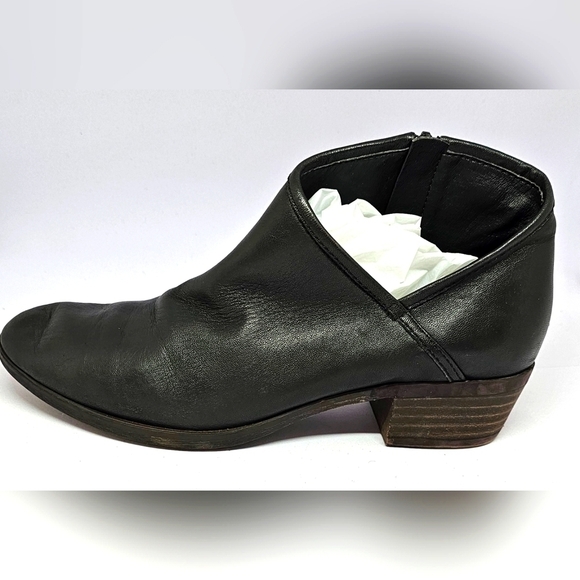 Lucky Brand Women's Black Leather Side Zipper Booties Size 8M - Picture 2 of 9
